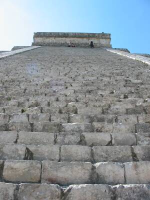 Treppe der Kulkulchan Pyramide in Chichen Itza